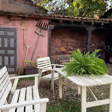 Exclusiva Casa Rural Con Jardin Сasa de vacaciones Madriguera
