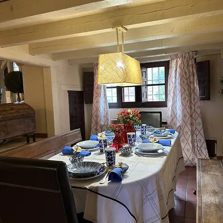 Сasa de vacaciones Exclusiva Casa Rural Con Jardin