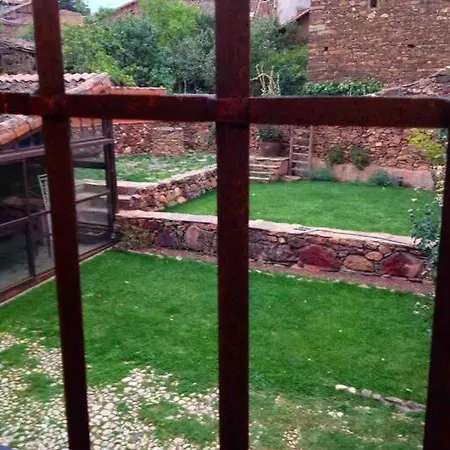 Exclusiva Casa Rural Con Jardin Сasa de vacaciones Madriguera