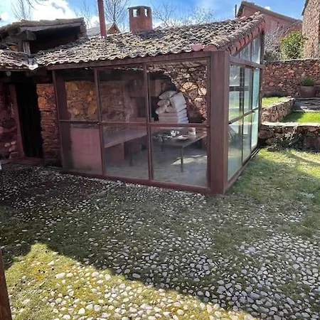 Exclusiva Casa Rural Con Jardin Сasa de vacaciones Madriguera